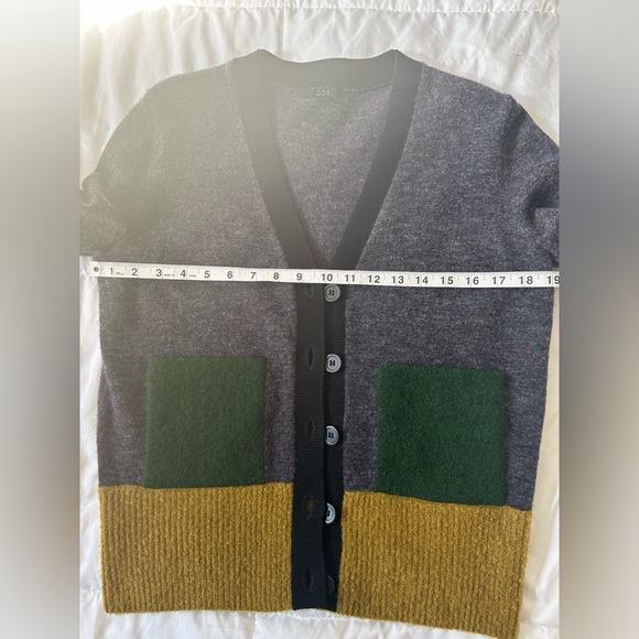 COS Multicolor Color Block V-Neck Cardigan - Picture 8 of 10